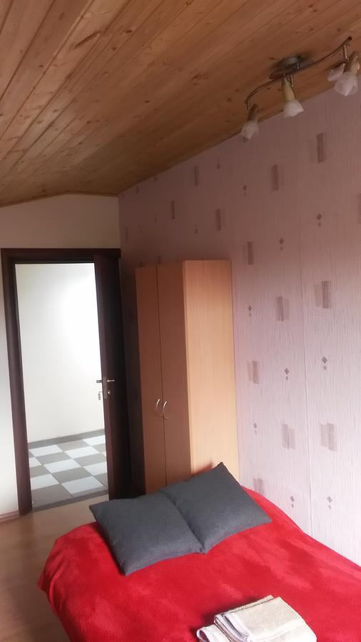 Ginto Svetingi Namai Hostel Vilnius Bagian luar foto