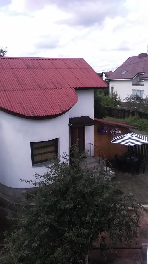 Ginto Svetingi Namai Hostel Vilnius Bagian luar foto