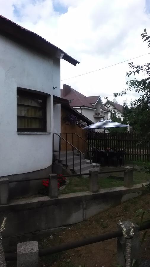 Ginto Svetingi Namai Hostel Vilnius Bagian luar foto